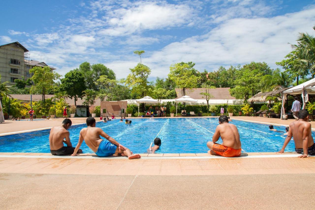Cambodian Country Club Hotel Phnom Penh Luaran gambar
