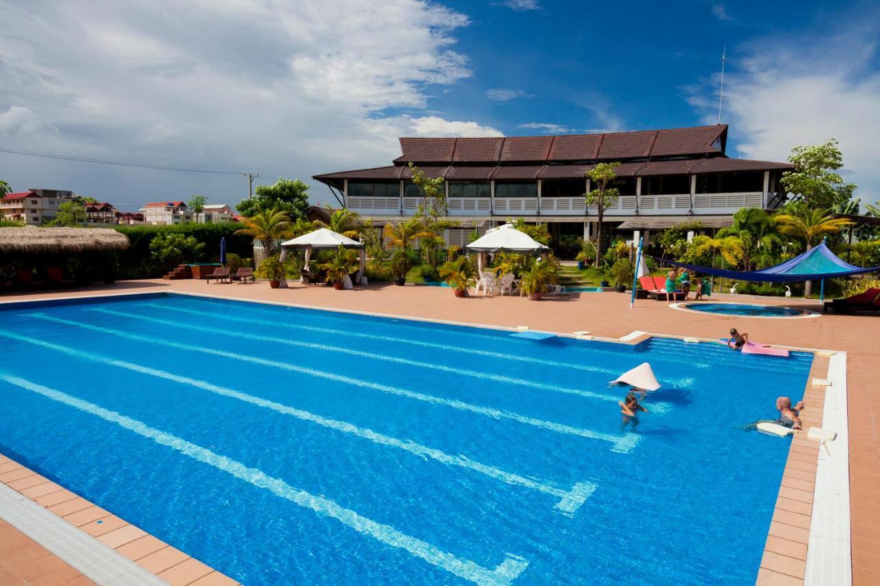 Cambodian Country Club Hotel Phnom Penh Luaran gambar